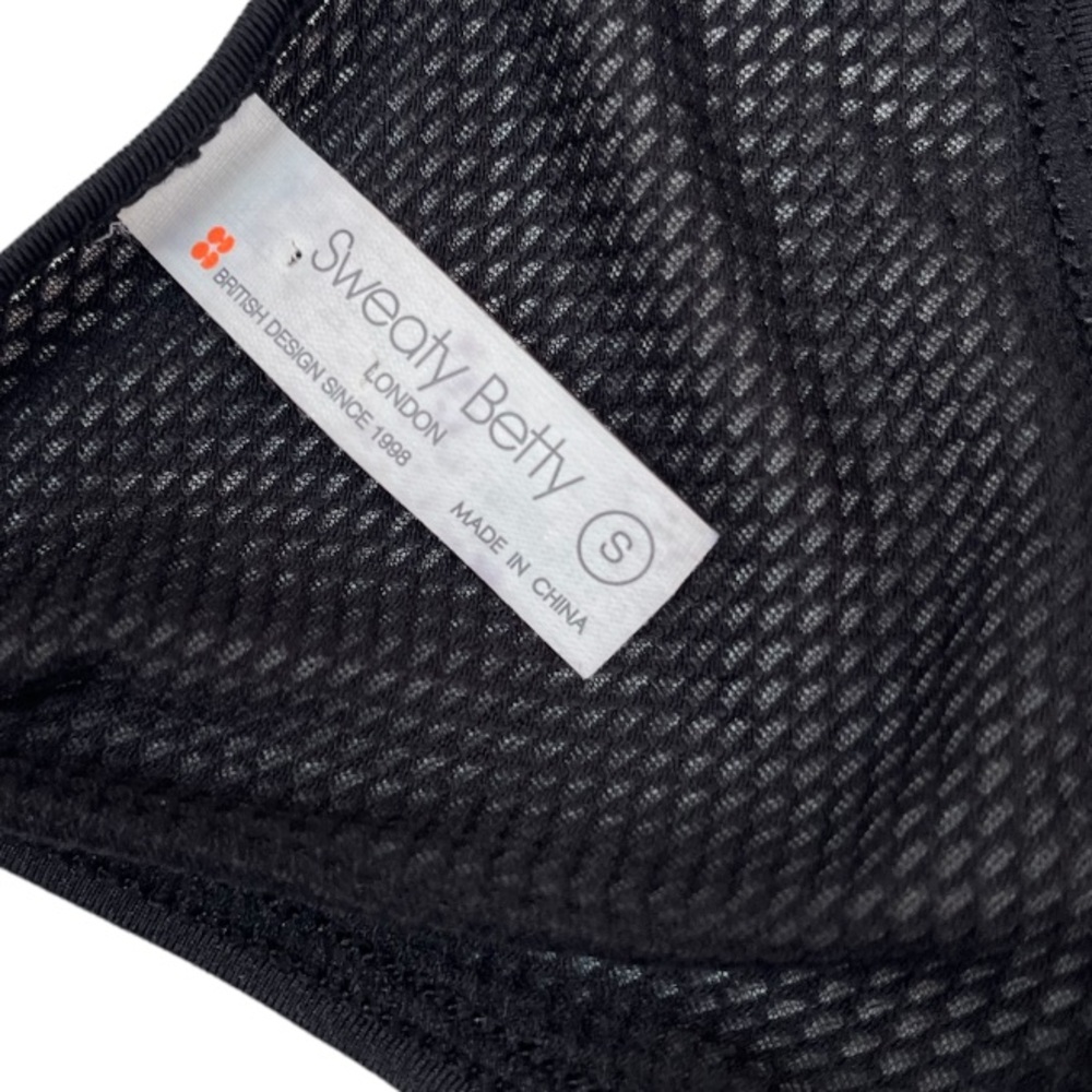 Sweaty Betty • Women's Racerback
Mesh Athletic Tank Top Black S - Picture 9 of 10